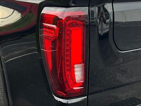 Used 2026 GMC Sierra 1500 Denali AWD/4WD image 24