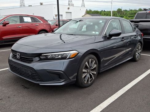 Used 2023 Honda Civic EX image 3
