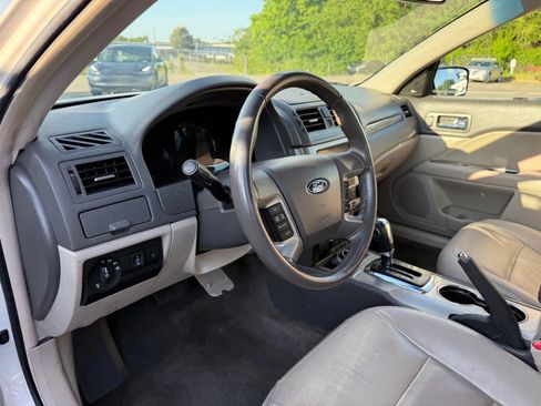 Used 2012 Ford Fusion SEL image 17