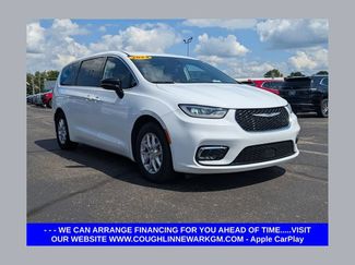 Used 2024 Chrysler Pacifica Touring-L FWD 360° Tour