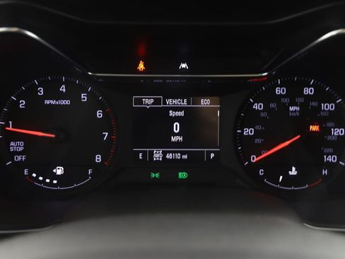 Used 2023 Chevrolet TrailBlazer LT AWD/4WD image 16