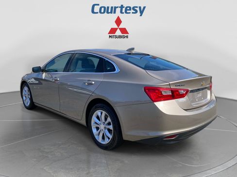 Used 2023 Chevrolet Malibu LT FWD image 3