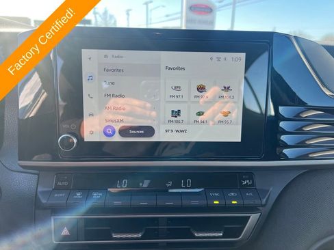 Used 2025 Toyota Camry LE image 19