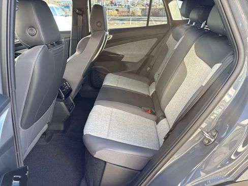 New 2026 Volkswagen ID.4 Pro image 22