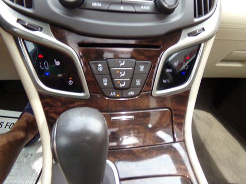 Used 2016 Buick LaCrosse Leather FWD image 63