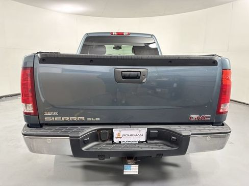 Used 2009 GMC Sierra 1500 SLE w/ Power Pack Plus AWD/4WD image 32