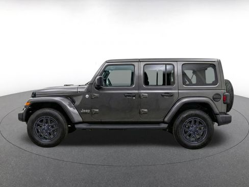 Used 2025 Jeep Wrangler Unlimited Sport AWD/4WD image 4