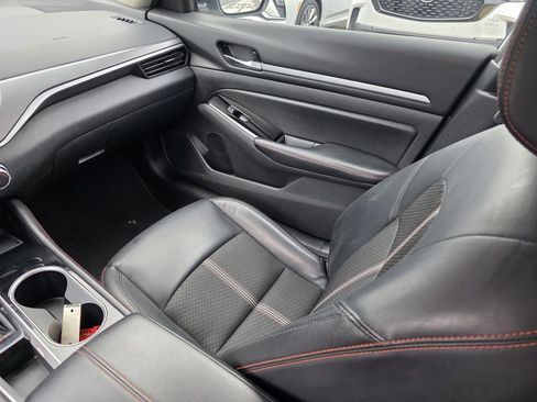 Used 2024 Nissan Altima 2.5 SR image 27