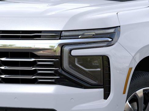 New 2026 Chevrolet Suburban Premier image 10