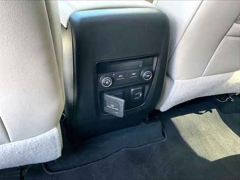 Used 2023 Buick Enclave Essence w/ Experience Buick Package image 29