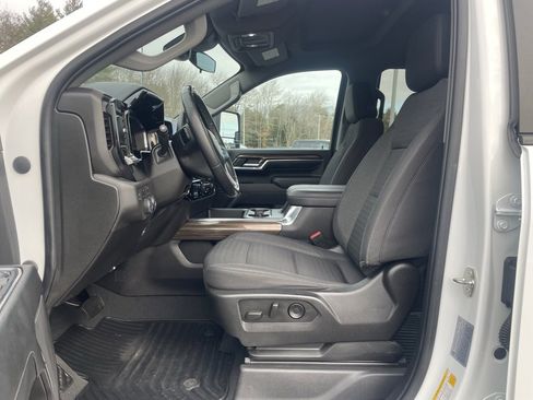 Used 2024 Chevrolet Silverado 2500 LT w/ Convenience Package image 26