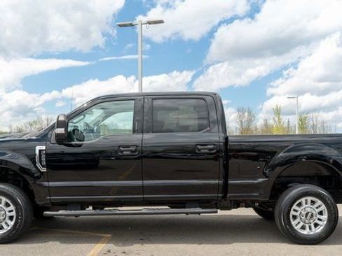Used 2018 Ford F250 XLT AWD/4WD image 8