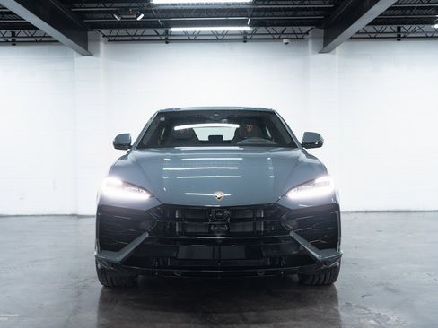 New 2025 Lamborghini Urus SE image 3