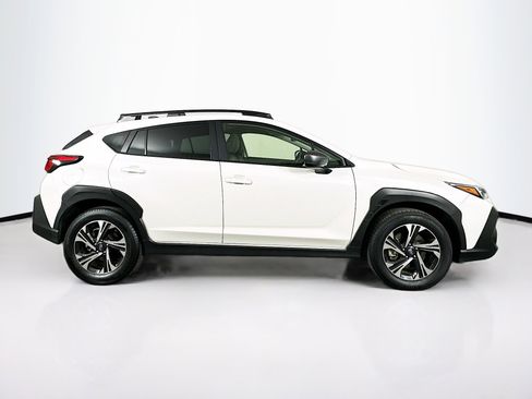 Used 2024 Subaru Crosstrek 2.0i Premium image 10