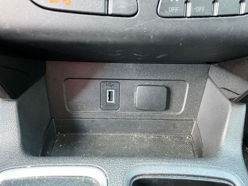 Used 2018 Ford Escape Titanium w/ Ford Safe & Smart Package FWD image 15