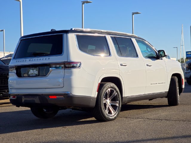 Used 2022 Jeep Grand Wagoneer Series I AWD/4WD image 32