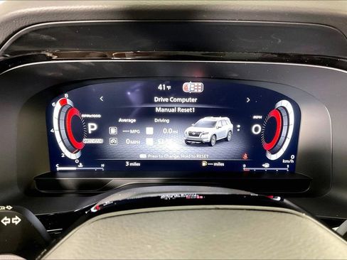 New 2026 Nissan Pathfinder SL FWD image 30