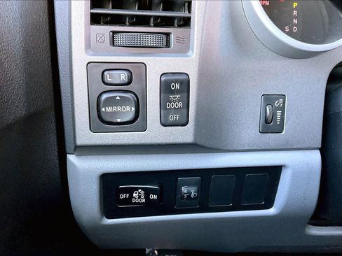 Used 2013 Toyota Tundra 2WD CrewMax image 35