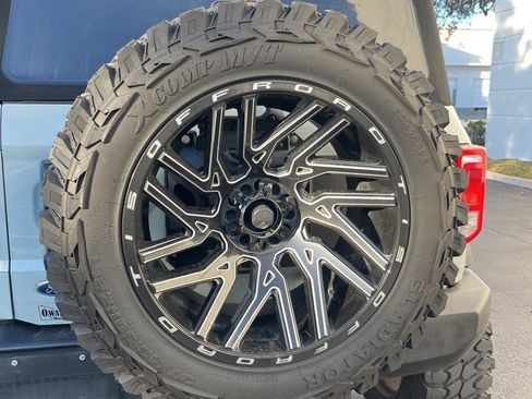 Used 2023 Ford Bronco Big Bend image 14