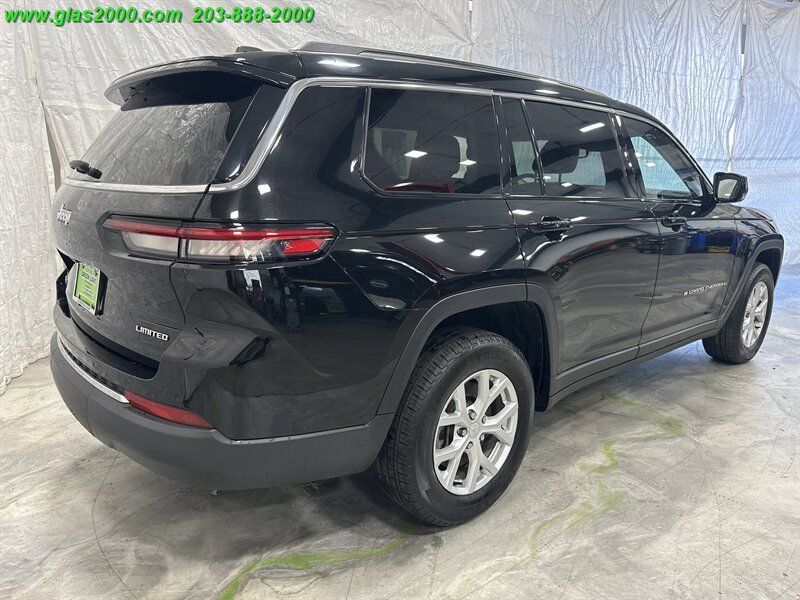 Used 2023 Jeep Grand Cherokee L Limited AWD/4WD image 8