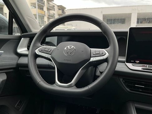 New 2026 Volkswagen Tiguan SE AWD/4WD image 21