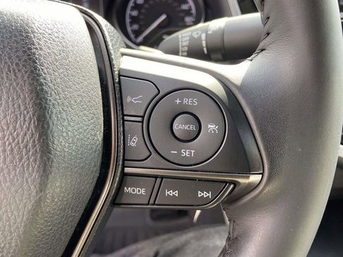 Used 2023 Toyota Camry SE image 31