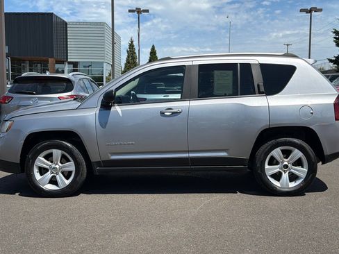 Used 2016 Jeep Compass Sport w/ Power Value Group AWD/4WD image 9