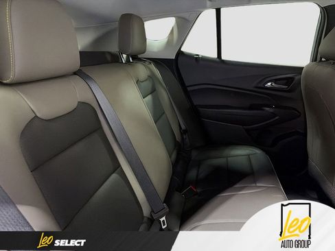 Used 2025 Chevrolet Trax ACTIV w/ Driver Confidence Package FWD image 25