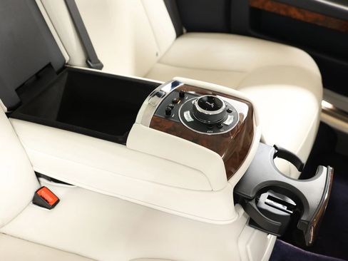 Used 2015 Rolls-Royce Ghost image 85