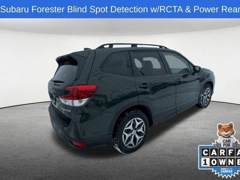Used 2023 Subaru Forester Premium image 9
