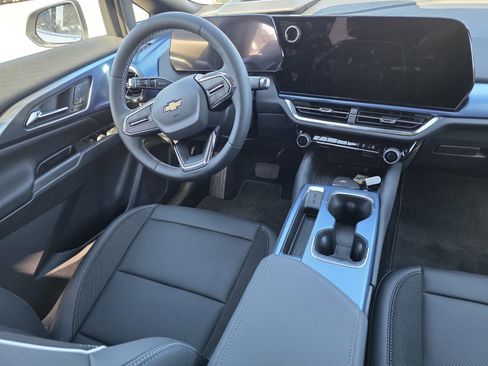 New 2026 Chevrolet Equinox EV LT w/ Convenience Package II image 19