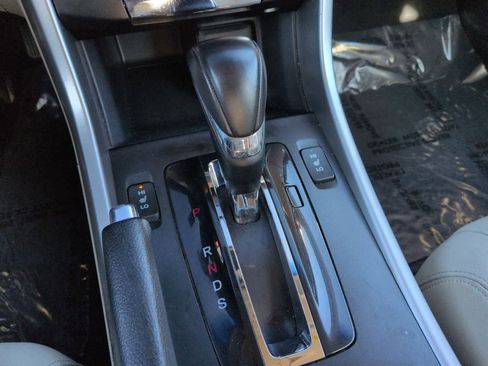 Used 2013 Honda Accord EX-L image 34