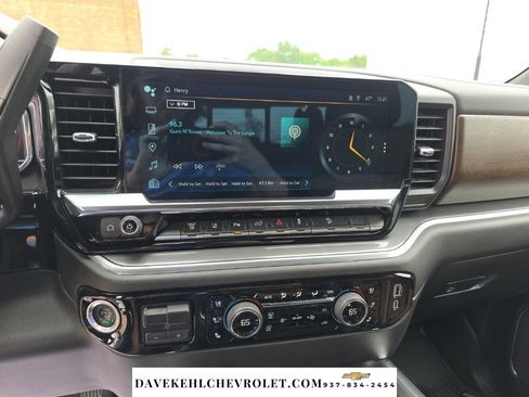 Used 2024 Chevrolet Silverado 2500 High Country w/ High Country Premium Package AWD/4WD image 19