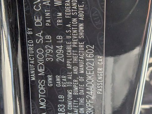 Used 2019 Kia Forte LXS image 16