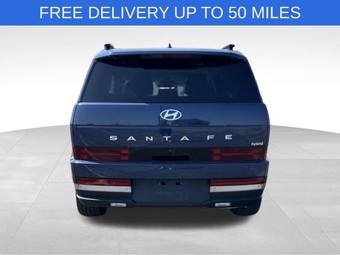 Used 2025 Hyundai Santa Fe Limited FWD image 7