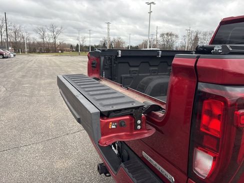 Used 2023 GMC Sierra 1500 Elevation image 8