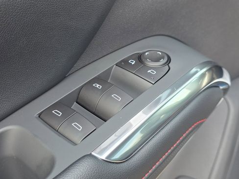 New 2026 Chevrolet Traverse Z71 w/ Driver Confidence Package image 19