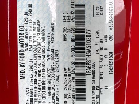 Used 2021 Ford Mustang Premium RWD image 23