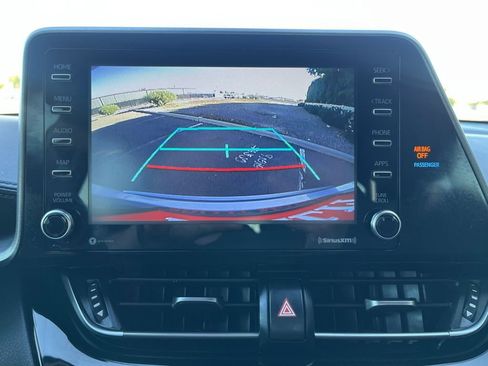 Used 2020 Toyota C-HR LE image 34