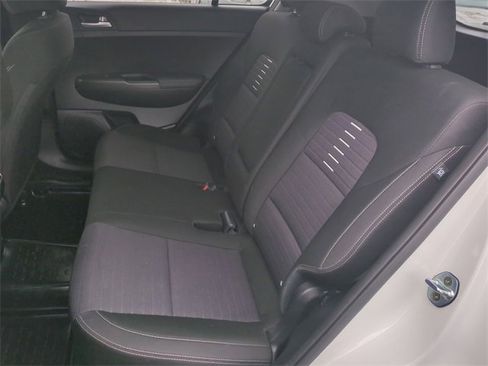 Used 2019 Kia Sportage LX w/ LX Popular Package image 23