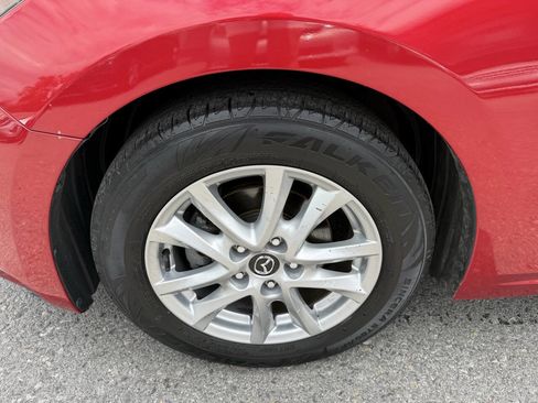 Used 2014 MAZDA MAZDA3 i Touring w/ Moonroof Package 1 FWD image 24