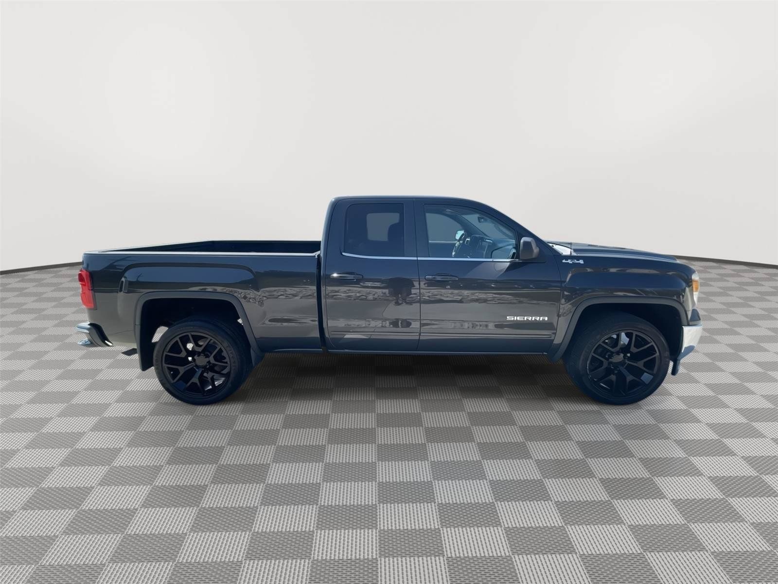 Used 2015 GMC Sierra 1500 SLE w/ SLE Value Package AWD/4WD image 14