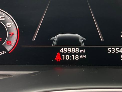 Used 2019 Audi Q8 Premium w/ Convenience Package image 21