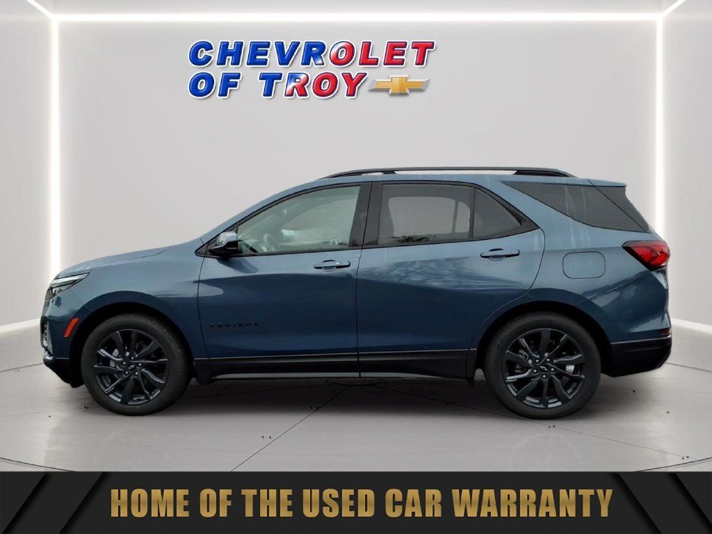 Used 2024 Chevrolet Equinox RS w/ LPO, Floor Liner Package FWD image 5