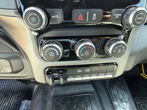 New 2026 RAM 5500 Tradesman w/ Chrome Appearance Group image 28