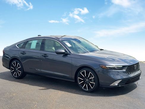 Certified 2025 Honda Accord Touring image 1