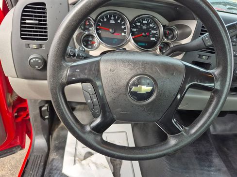 Used 2014 Chevrolet Silverado 3500 W/T image 11