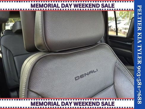 Used 2021 GMC Yukon XL Denali w/ Denali Ultimate Package AWD/4WD image 15