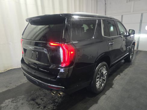 Used 2023 GMC Yukon Denali Ultimate AWD/4WD image 2