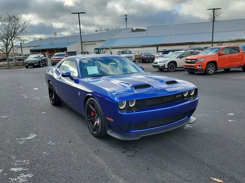 Used 2021 Dodge Challenger SRT Hellcat w/ Plus Package image 10